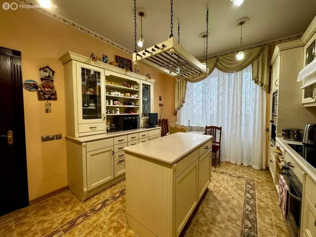 5-комнатная квартира: Одинцово, Новоспортивная улица, 4к2 (224 м) - Фото 1