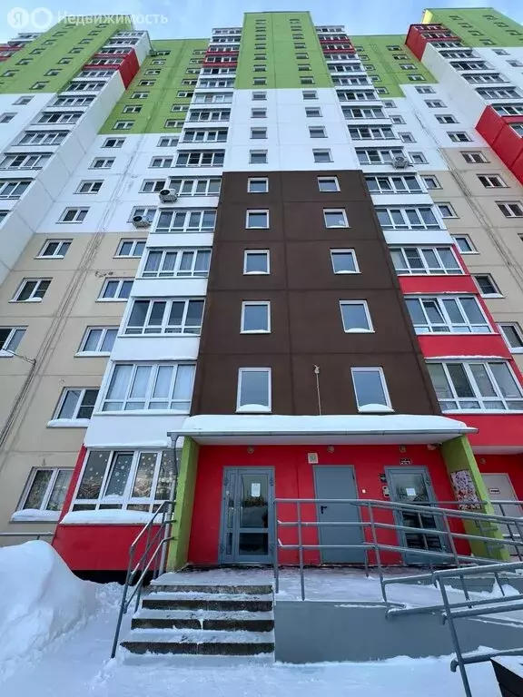 3-комнатная квартира: Киров, микрорайон Коминтерновский, Торфяная ... - Фото 1