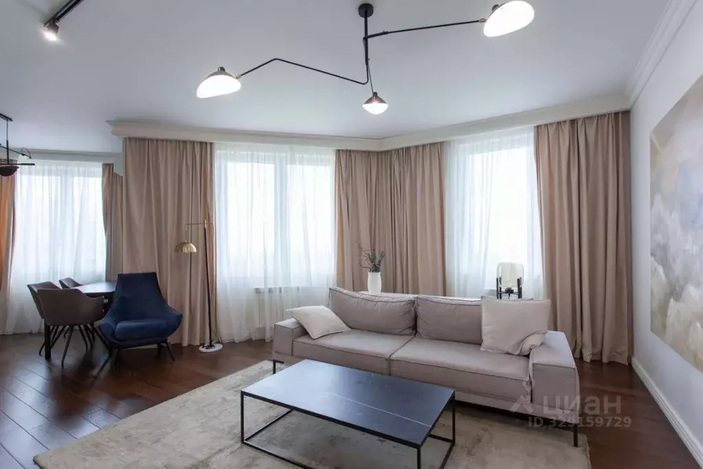 3-к кв. Москва Рублевское ш., 70к2 (94.0 м) - Фото 1