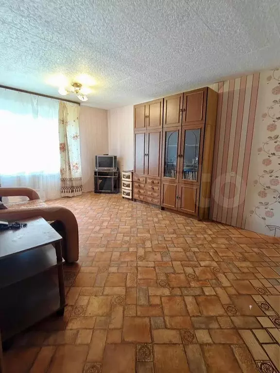 1-к. квартира, 32 м, 4/9 эт. - Фото 1
