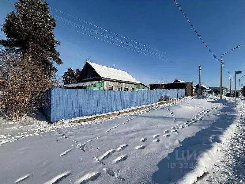 Дом в Амурская область, Серышевский муниципальный округ, с. Томское ... - Фото 1