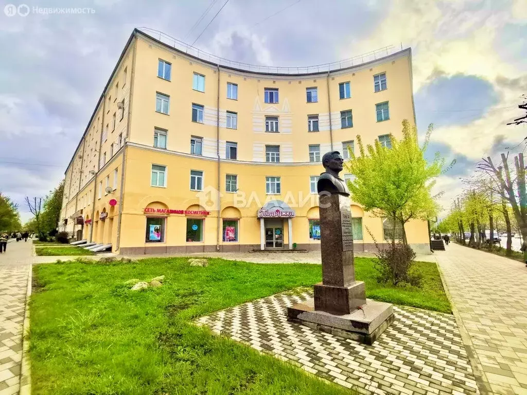 3-комнатная квартира: Смоленск, улица Николаева, 7 (88 м) - Фото 0