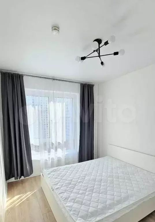 1-к. квартира, 34 м, 23/33 эт. - Фото 0