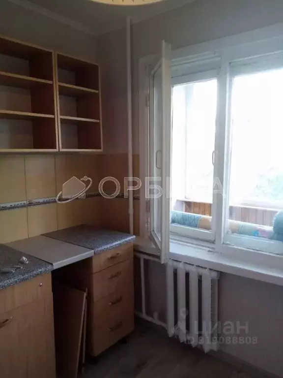 1-к кв. Тюменская область, Тюмень ул. Судостроителей, 34 (30.4 м) - Фото 0