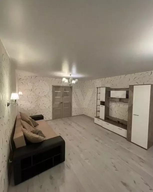 2-к. квартира, 70 м, 2/21 эт. - Фото 1