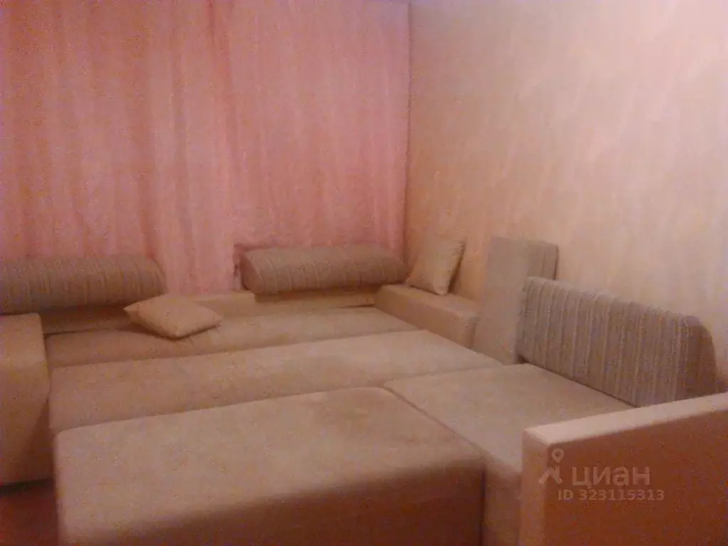 1-к кв. Белгородская область, Старый Оскол Макаренко мкр, 19 (39.0 м) - Фото 1