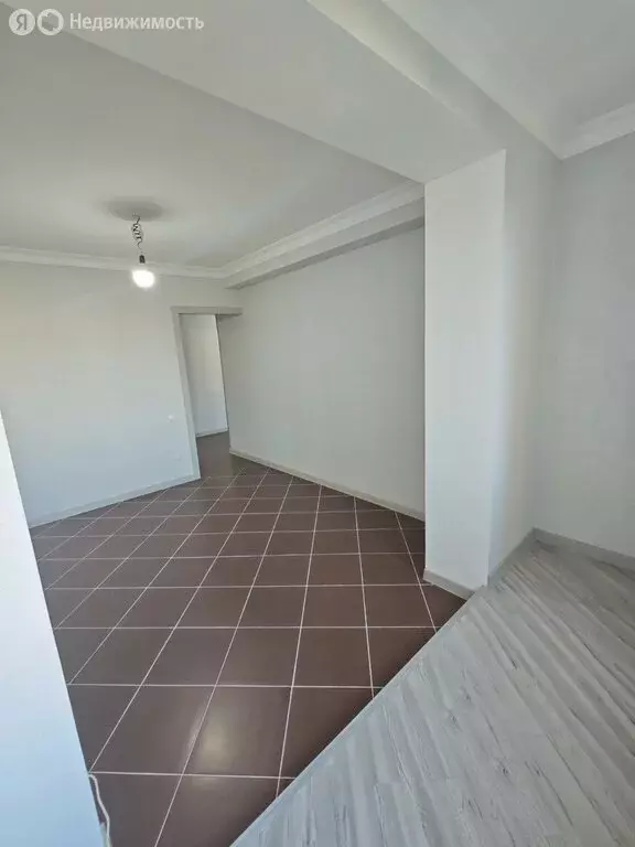 2-комнатная квартира: Махачкала, улица Нигматулы Магомедова, 43 (80 м) - Фото 1