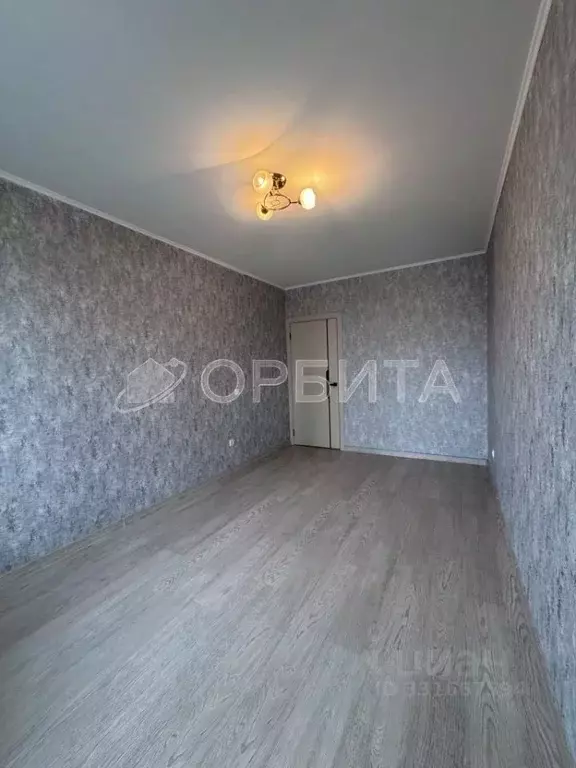 1-к кв. Тюменская область, Тюмень ул. Западносибирская, 12к3 (35.6 м) - Фото 1