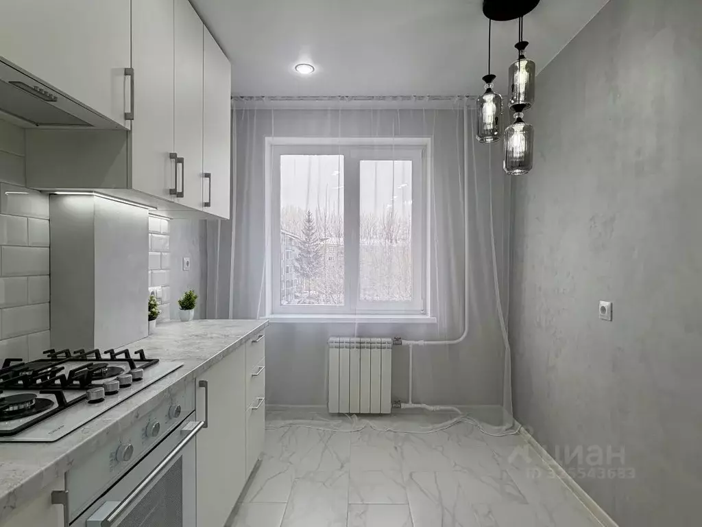 2-к кв. Омская область, Омск Заозерная ул., 10 (49.4 м) - Фото 1