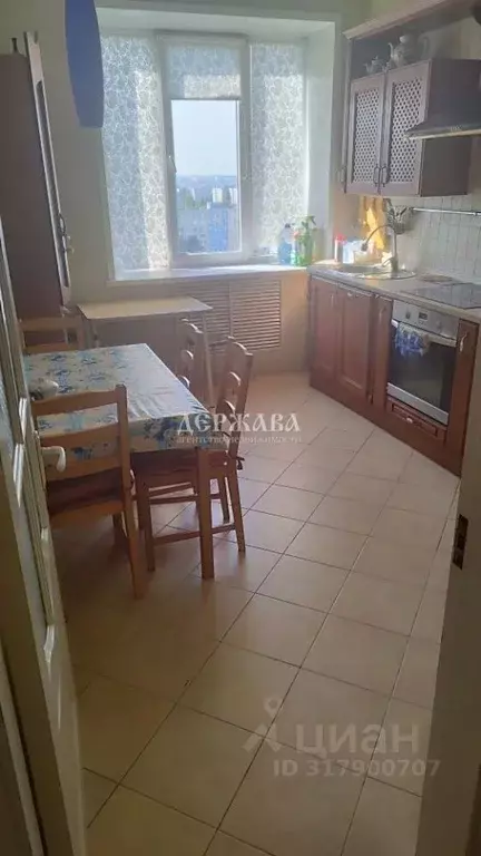 2-к кв. Белгородская область, Старый Оскол Жукова мкр, 16 (80.0 м) - Фото 1