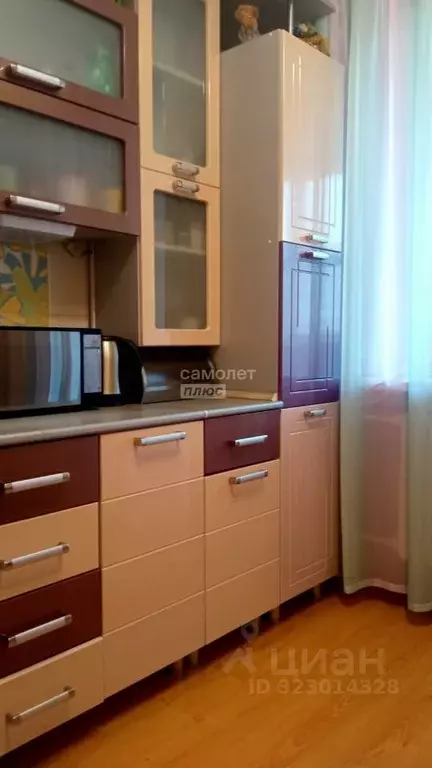 3-к кв. Ханты-Мансийский АО, Лангепас Комсомольская ул., 6 (68.6 м) - Фото 1