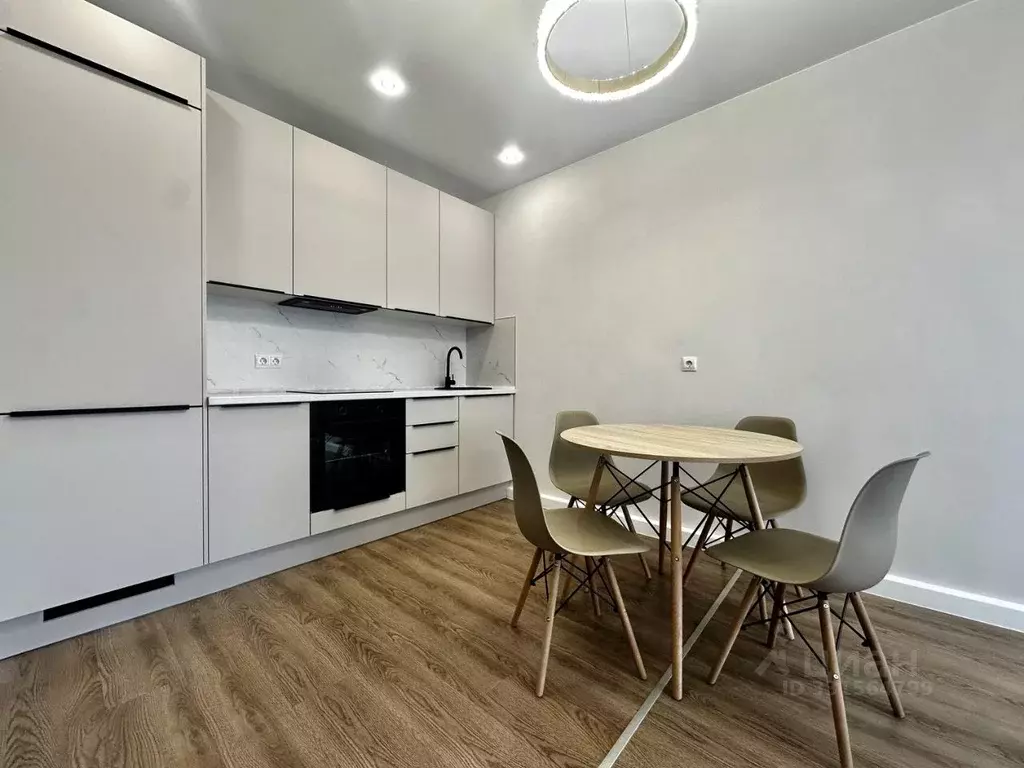 3-к кв. Москва Очаковское ш., 5к1 (50.5 м) - Фото 1