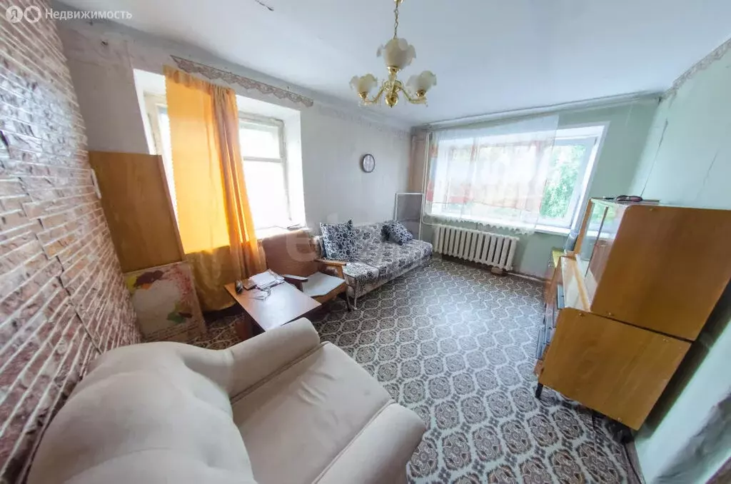 1-комнатная квартира: Шадринск, улица Гагарина, 33 (30.9 м) - Фото 1