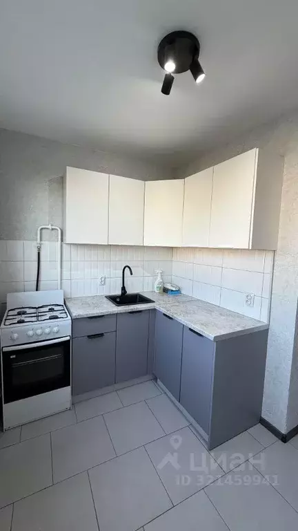 3-к кв. Санкт-Петербург ул. Есенина, 8К1 (61.0 м) - Фото 1