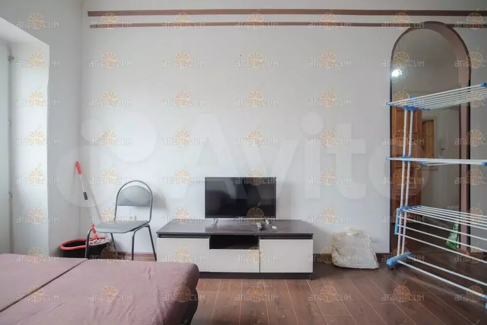 1-к. квартира, 29,8 м, 5/5 эт. - Фото 1