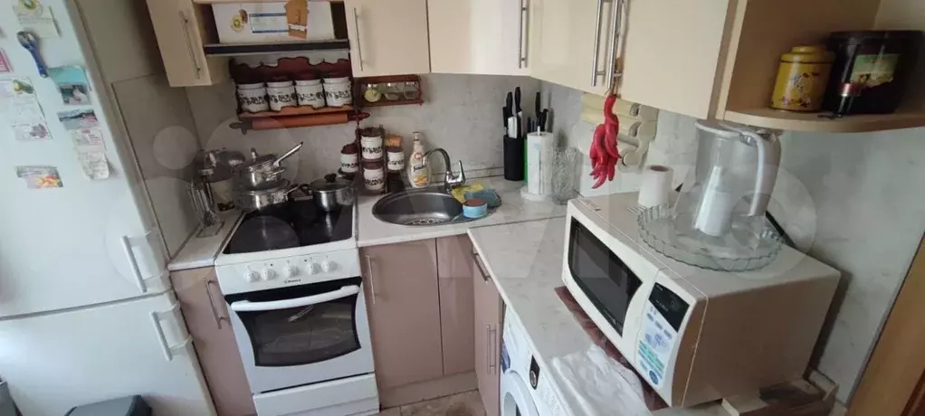 3-к. квартира, 60 м, 2/9 эт. - Фото 0