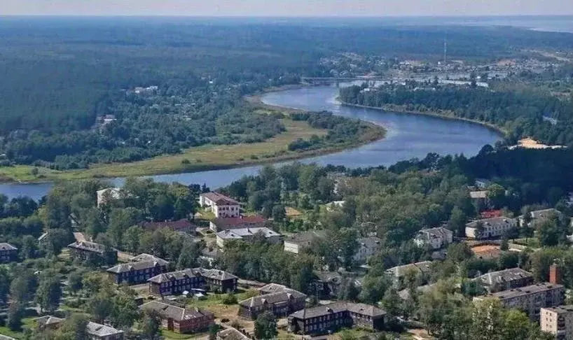 Участок в Ленинградская область, Сясьстрой Волховский район, ул. ... - Фото 1