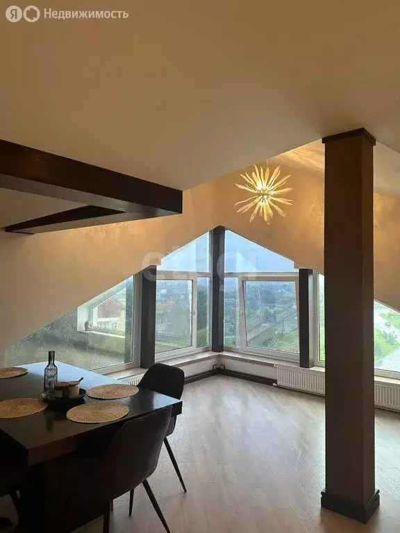 2-комнатная квартира: посёлок городского типа Янтарный, Советская ... - Фото 1