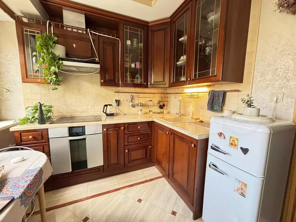 2-к. квартира, 60 м, 5/16 эт. - Фото 0