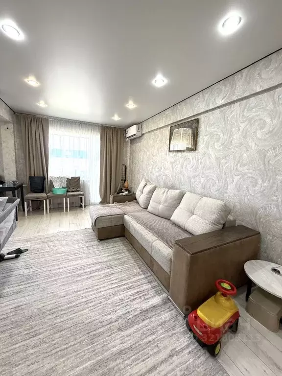 2-к кв. Омская область, Омск ул. 27-я Северная, 94 (45.3 м) - Фото 1