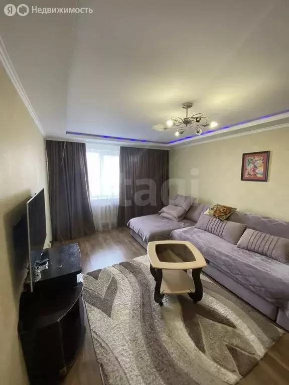 3-комнатная квартира: Темрюк, Таманская улица, 16 (70 м) - Фото 2