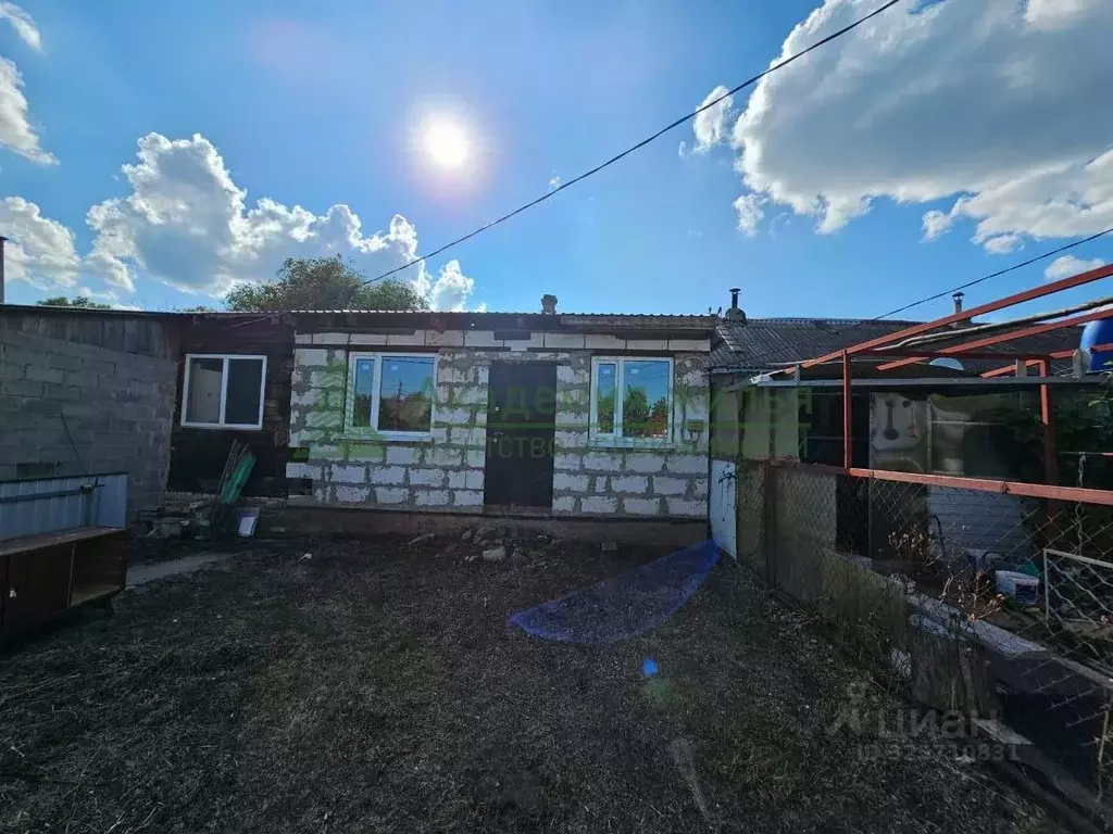 Дом в Саратовская область, Аткарск Сельхозтехники тер., 2 (30 м) - Фото 2