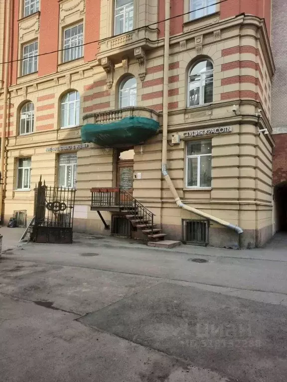 Помещение свободного назначения в Санкт-Петербург Кирочная ул., 8 (119 ... - Фото 1