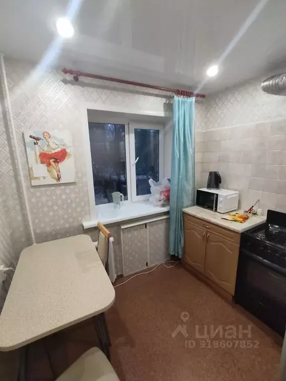 1-к кв. Коми, Сыктывкар ул. Пушкина, 28 (30.0 м) - Фото 0