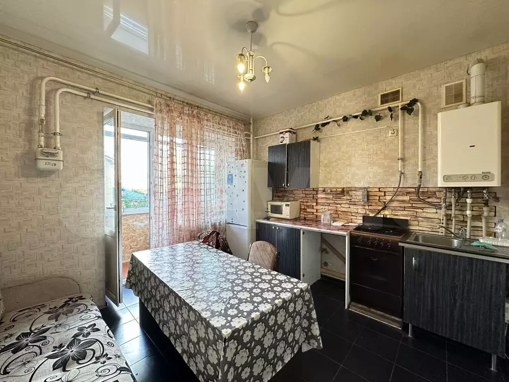 1-к. квартира, 40 м, 2/5 эт. - Фото 1