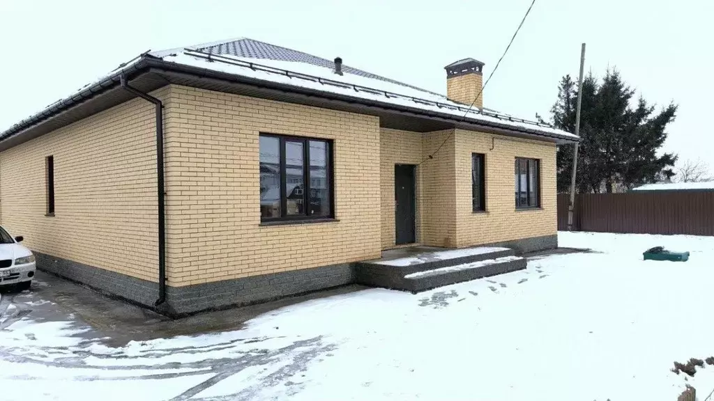 Дом в Омская область, Омский район, пос. Омский Садовая ул., 3 (149 м) - Фото 1