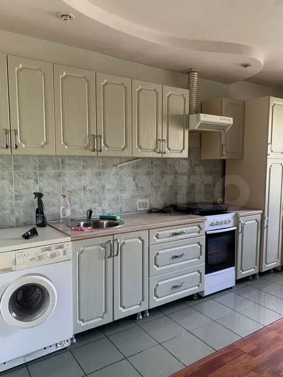 3-к. квартира, 75 м, 1/9 эт. - Фото 1