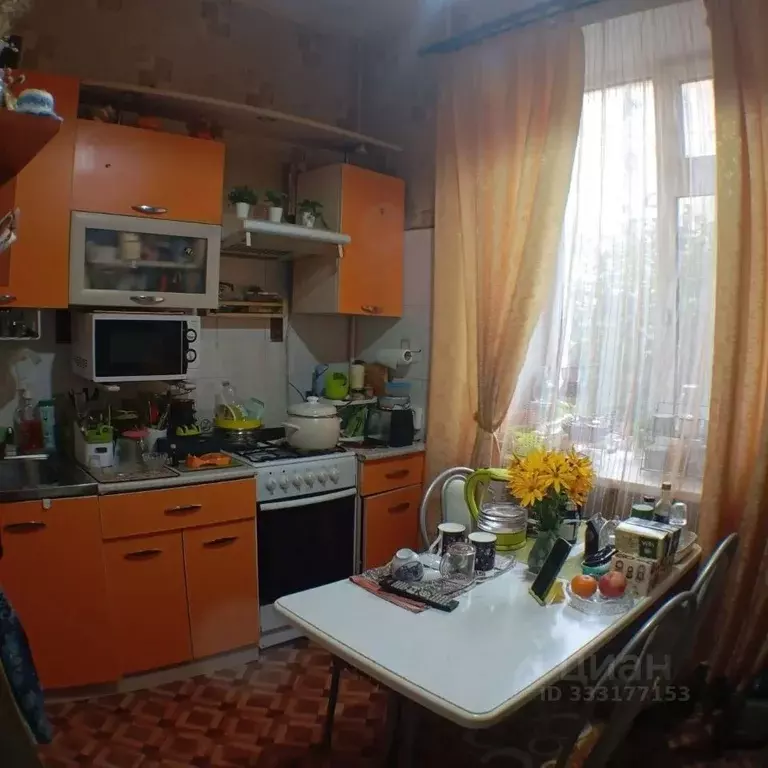 3-к кв. Пермский край, Березники ул. Челюскинцев, 10 (59.8 м) - Фото 1