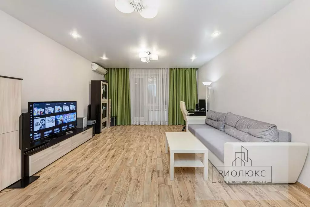 2-к кв. Челябинская область, Челябинск ул. Александра Шмакова, 10 ... - Фото 1