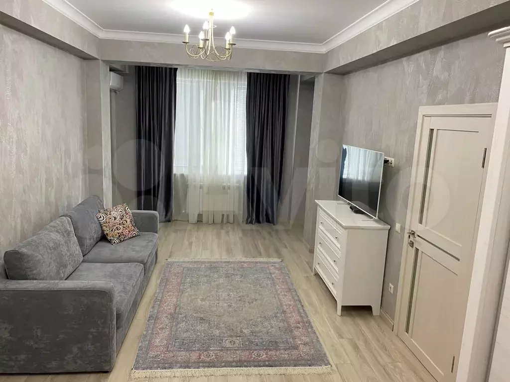 1-к. квартира, 50м, 7/10эт. - Фото 0