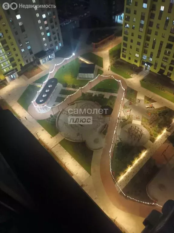 3-комнатная квартира: Курск, улица Энгельса, 115 (80.58 м) - Фото 1