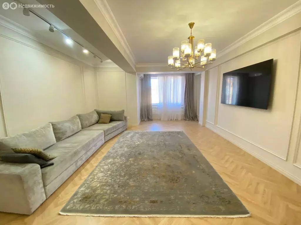 3-комнатная квартира: Дербент, улица Сальмана, 65Вк2 (100 м) - Фото 2