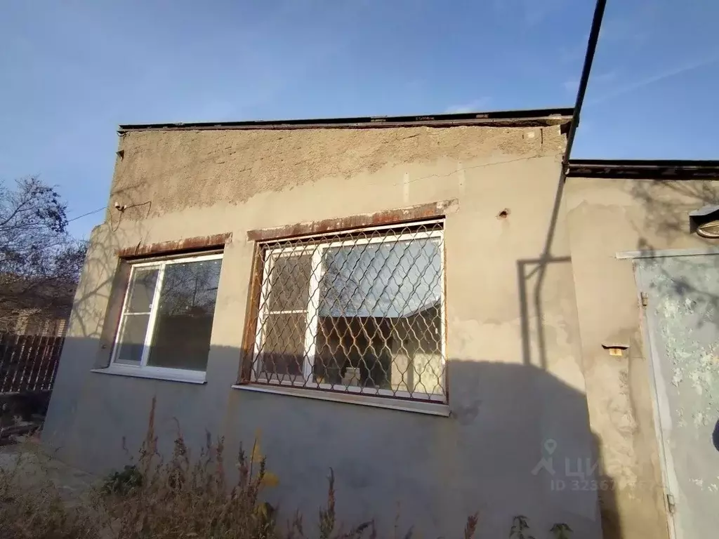 Дом в Волгоградская область, Волжский пос. Рабочий, ул. Баумана (72 м) - Фото 1