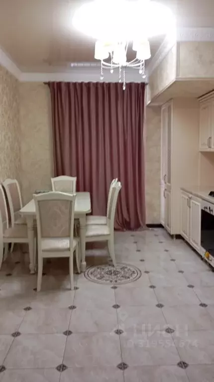 2-к кв. Кабардино-Балкария, Нальчик ул. Шарданова, 46А (70.0 м) - Фото 1