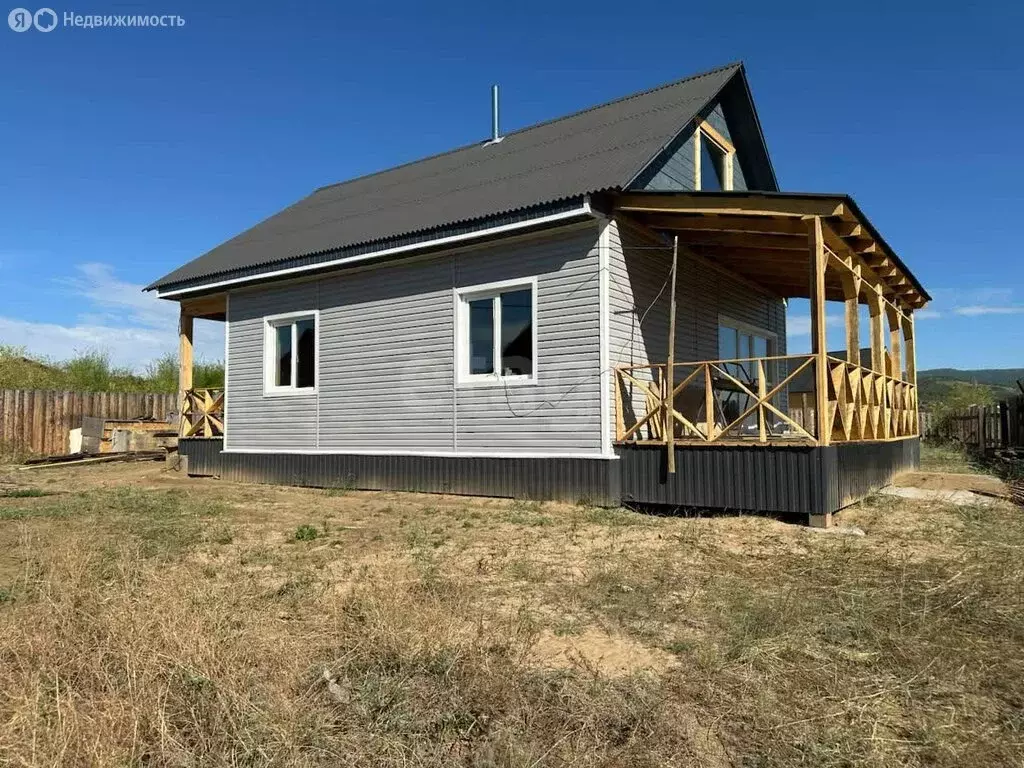 Дом в село Нижний Саянтуй, ДНТ Солнечное-1, Алтайская улица (70 м) - Фото 1