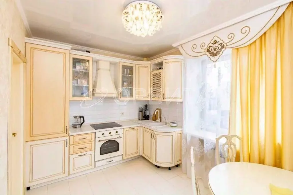 2-к кв. Тюменская область, Тюмень Индустриальная ул., 34 (69.8 м) - Фото 1