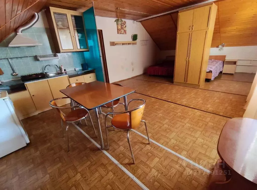 Комната Краснодарский край, Анапа Терская ул., 76 - Фото 1