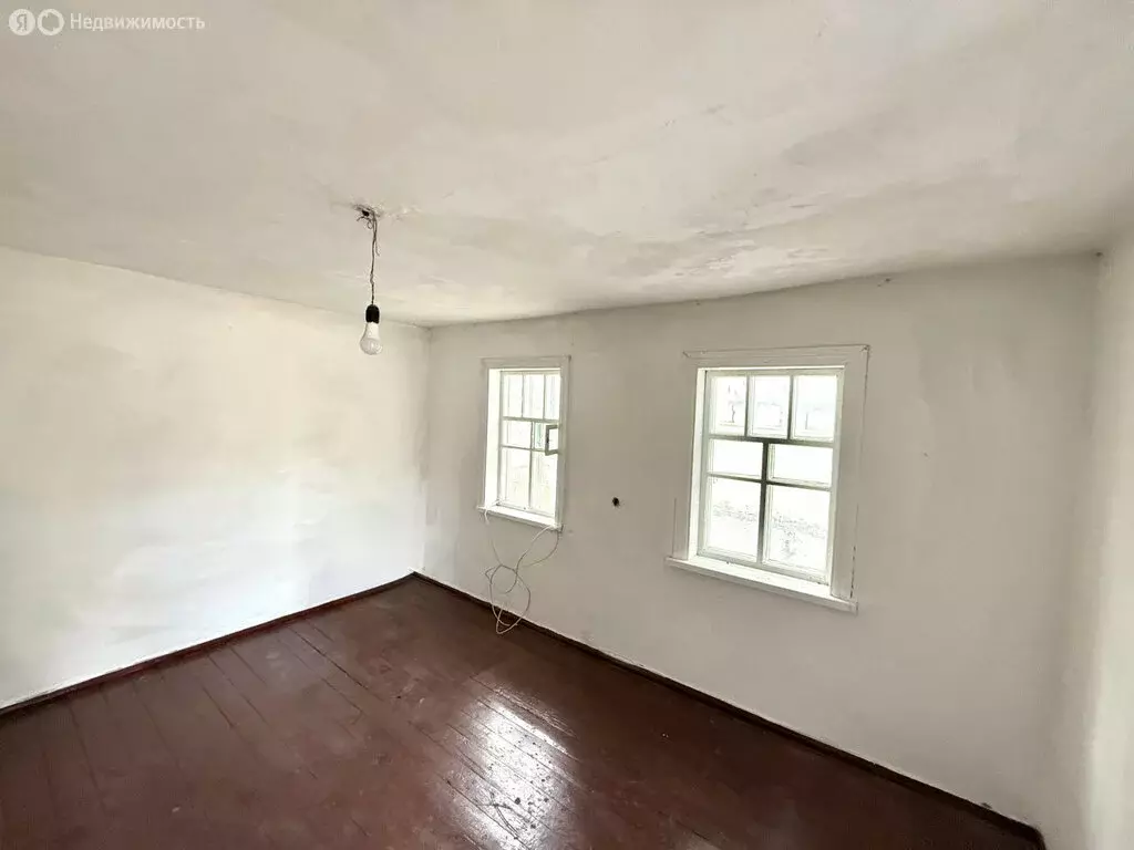 Дом в Бахчисарайский район, Скалистовское сельское поселение, село ... - Фото 1