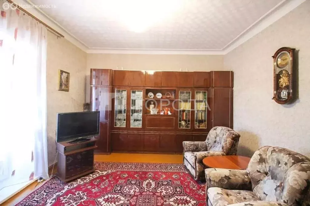 3-комнатная квартира: Барнаул, улица Профинтерна, 9 (77 м) - Фото 1