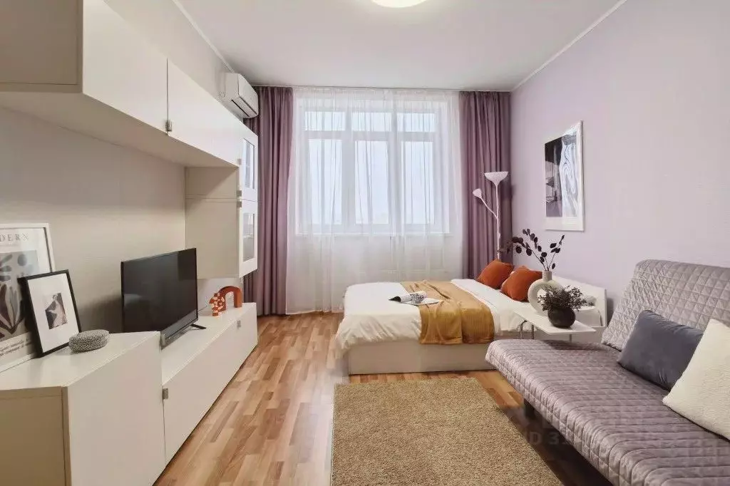 1-к кв. Свердловская область, Екатеринбург ул. 8 Марта, 190 (49.0 м) - Фото 1