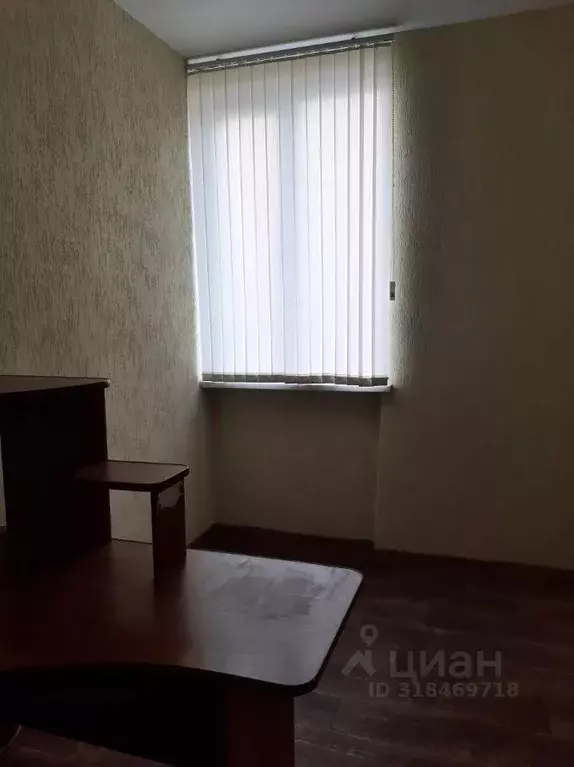 Офис в Севастополь ул. Курганная, 6 (28 м) - Фото 1