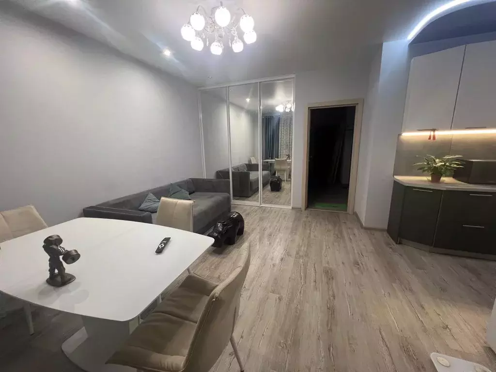 Продаётся 2-к квартира, 63.8 м - Фото 1