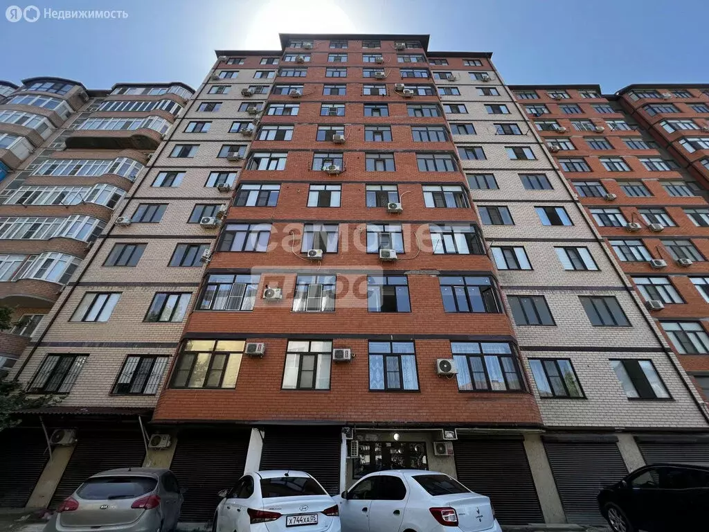 2-комнатная квартира: Махачкала, 2-й Гапцахский тупик, 3 (82 м) - Фото 0