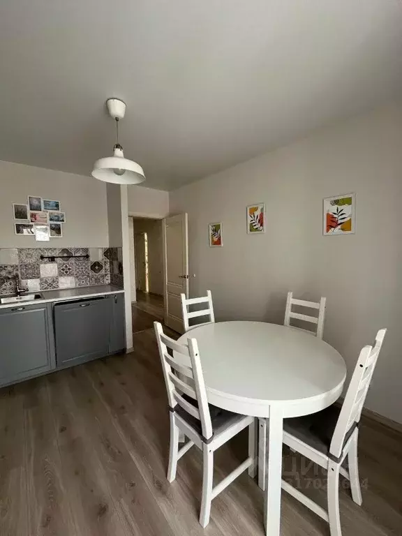 2-к кв. Татарстан, Казань ул. Фикрята Табеева, 3 (54.0 м) - Фото 0