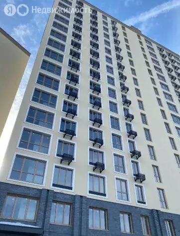 1-комнатная квартира: Тюмень, улица Фармана Салманова, 3 (43 м) - Фото 0