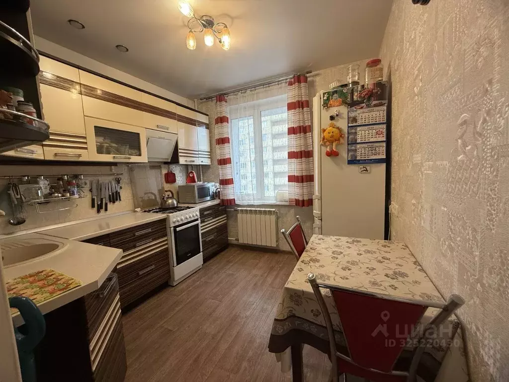 3-к кв. Московская область, Краснознаменск Советская ул., 7 (71.0 м) - Фото 1